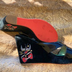 STUBBS & WOOTTON BLACK WEDGES